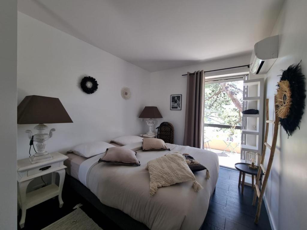 Superbe Appartement Avec Rooftop Prive Сен Тропе Екстериор снимка